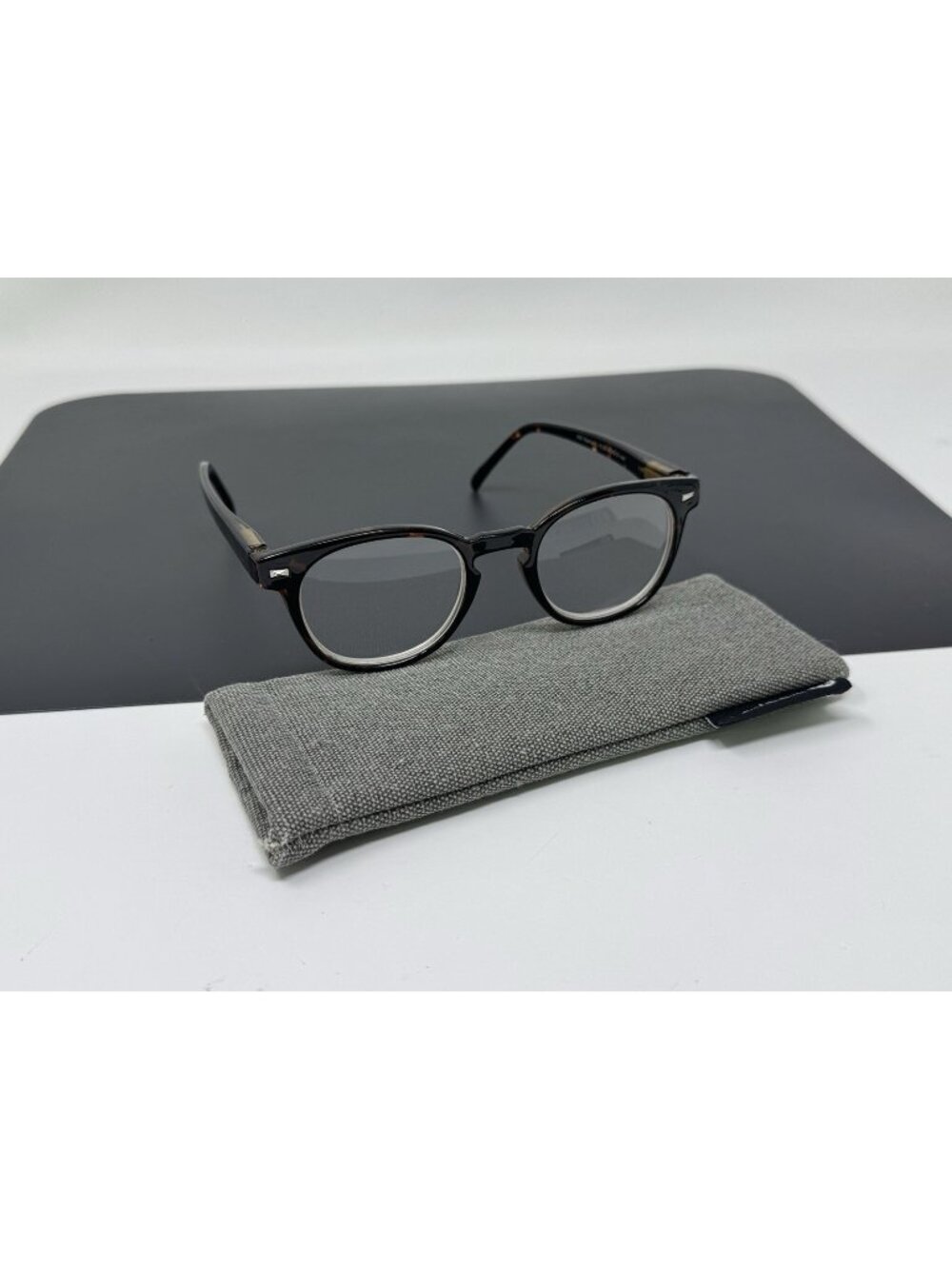 Peepers Kennedy Tortoiseshell Round Glasses +2.00